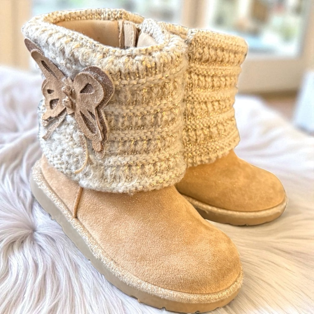 Seychelles Kids Beige Butterfly Knit Boots - Picture 7 of 14